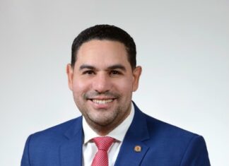 Víctor Torres es elegido presidente del CODIA para el período 2026-2027