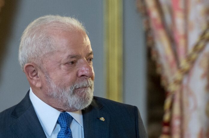 Los Reyes reciben a Lula da Silva durante su viaje oficial a España