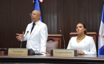 Alfredo Pacheco inicia su décimo mandato como presidente de la Cámara Baja
