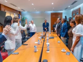 Paliza y Magín Díaz juramentan Comisión de Veeduría Ciudadana de DO Sostenible