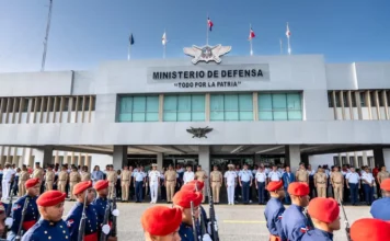 MIDE reconoce a atletas militares y policiales medallistas de Santo Domingo 2026