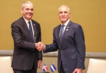 Presidente de Honduras inicia visita a RD con recorrido por frontera con Haití
