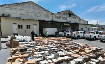 Desmantelan una red distribuía bebidas alcohólicas adulteradas