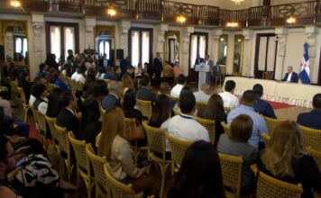 Gobierno pone en marcha Eficompras para agilizar compras estatales