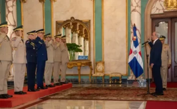 Luis Abinader juramenta nuevos mandos militares y de la Policía