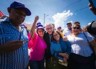 Gonzalo recorre Puerto Plata con su proyecto