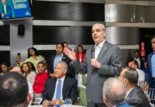 Abinader destaca reducción de la pobreza y avances económicos durante su gestión