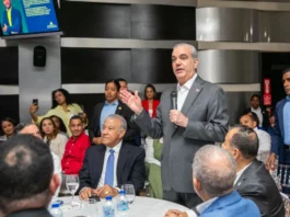 Abinader destaca reducción de la pobreza y avances económicos durante su gestión
