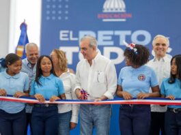 Luis Abinader entrega obra de RD$26.6 millones en beneficio de estudiantes de Cambita