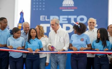 Luis Abinader entrega obra de RD$26.6 millones en beneficio de estudiantes de Cambita