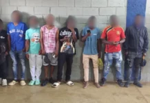 Detienen 41 haitianos indocumentados en Picapollos y tiendas chinas de La Romana