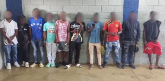Detienen 41 haitianos indocumentados en Picapollos y tiendas chinas de La Romana