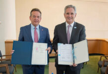 RD y Argentina firman acuerdo para ampliar servicios aéreos