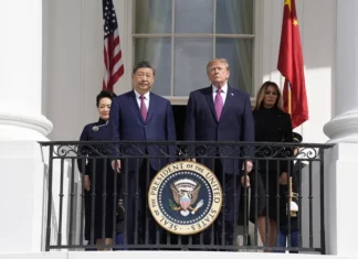Embajador de EEUU en China afirma que Trump ofreció a Xi comprar armas estadounidenses