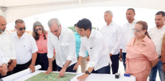 Luis Abinader supervisa obras y anuncia inversiones en el Cibao