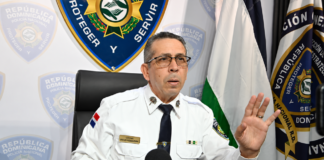 Policía busca pistas y revisa cámaras tras asalto a Kenny Grullón