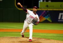 Ángel Sánchez lidera triunfo del Escogido ante Estrellas