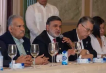 Comerciantes piden medidas para frenar impacto de la crisis en el país