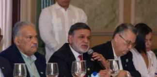 Comerciantes piden medidas para frenar impacto de la crisis en el país