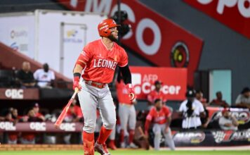 ¡Poder escarlata! Escogido castiga a Gigantes y extiende racha a cinco