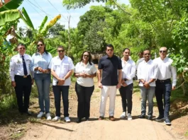 Ministro de Turismo inicia segunda fase de reconstrucción vial en Arroyo Barril con inversión superior a RD$88 millones