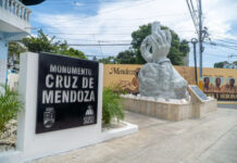Dío Astacio inaugura monumento remozado de la Cruz de Mendoza en SDE